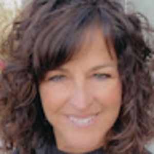 Meet your Posher, Angie